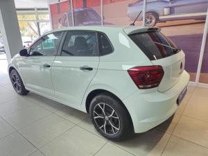 Volkswagen Polo hatch 1.0TSI Trendline - Image 4