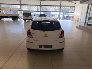 Hyundai i20 1.4 Fluid - Image 6