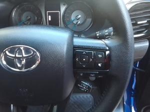 Toyota Hilux 2.8GD-6 double cab 4x4 Legend auto - Image 10