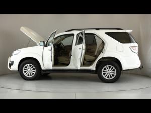 Toyota Fortuner 3.0D-4D Ltd edition auto - Image 11