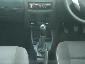 Nissan NP200 1.6i safety pack (aircon) - Image 10