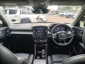 Volvo XC40 B3 Plus Dark - Image 6