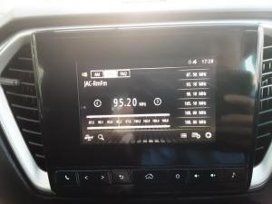 Isuzu D-MAX 1.9 Ddi LS 4X4 automatic D/C - Image 12