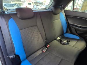 Hyundai i20 1.4 Active - Image 17