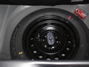 Toyota Vitz 1.0 - Image 9