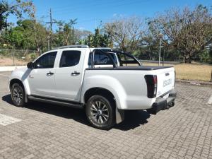 Isuzu D-MAX 300 HI-RIDE automatic D/C - Image 14