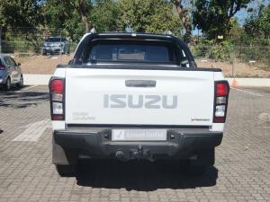 Isuzu D-MAX 300 HI-RIDE automatic D/C - Image 5