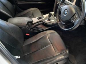 BMW 316i automatic - Image 8