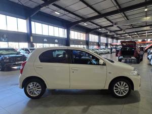 Toyota Etios 1.5 Xs/SPRINT 5-Door - Image 4