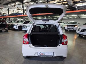 Toyota Etios 1.5 Xs/SPRINT 5-Door - Image 9