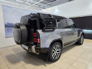 Land Rover Defender 110 D300 X-Dynamic SE - Image 3