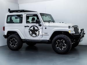 Jeep Wrangler 3.6L Polar Edition - Image 2