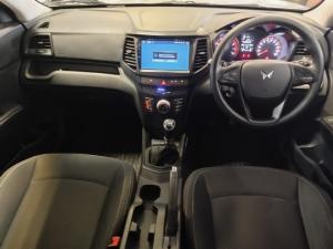 Mahindra XUV300 1.2T W4 SE - Image 11