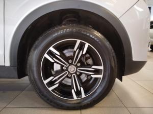 Mahindra XUV300 1.2T W4 SE - Image 15