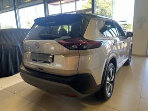 Nissan X-Trail 2.5 Acenta Plus 4WD - Image 3
