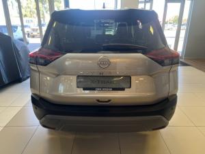 Nissan X-Trail 2.5 Acenta Plus 4WD - Image 4