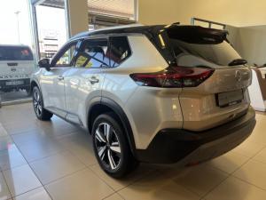 Nissan X-Trail 2.5 Acenta Plus 4WD - Image 5