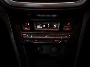 Suzuki Vitara Brezza 1.5 GL - Image 17