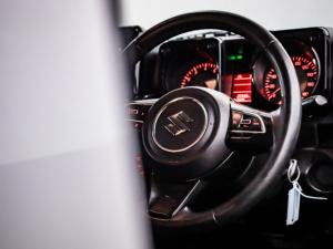 Suzuki Jimny 1.5 GLX AllGrip 3-door manual - Image 5