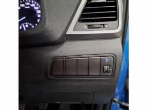 Hyundai Tucson 2.0 Premium - Image 12