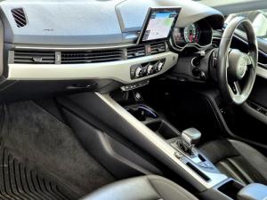 Audi A4 35TFSI Advanced - Image 11