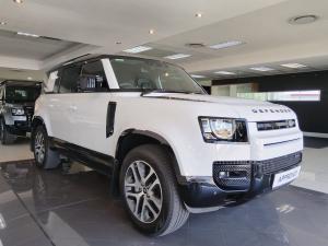 Land Rover Defender 110 D300 X-Dynamic SE - Image 1