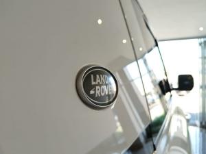 Land Rover Defender 110 D300 X-Dynamic SE - Image 20
