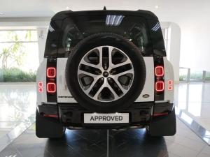 Land Rover Defender 110 D300 X-Dynamic SE - Image 6