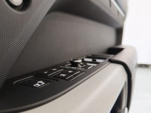 Land Rover Defender 110 D300 X-Dynamic HSE - Image 19