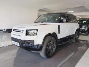 Land Rover Defender 110 D300 X-Dynamic HSE - Image 3
