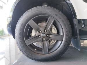 Land Rover Defender 110 D300 X-Dynamic HSE - Image 8