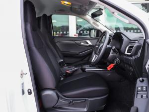 Isuzu D-Max 1.9TD single cab LS auto - Image 14