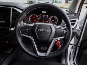 Isuzu D-Max 1.9TD single cab LS auto - Image 7