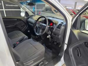 Isuzu D-Max Gen 6 250c single cab Fleetside - Image 12