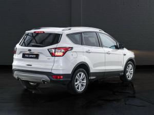 Ford Kuga 1.5T Ambiente auto - Image 4