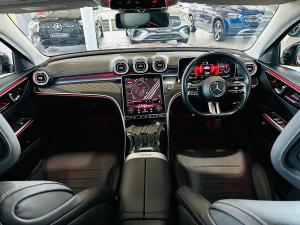 Mercedes-Benz C-Class C200 Avantgarde - Image 4