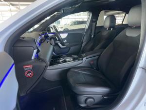 Mercedes-Benz A-Class A200 sedan Progressive - Image 5