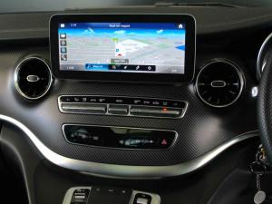 Mercedes-Benz V-Class V300d Exclusive - Image 11