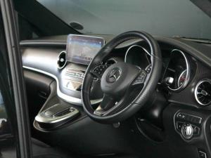 Mercedes-Benz V-Class V300d Exclusive - Image 13