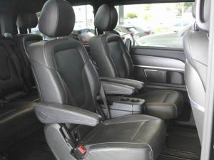 Mercedes-Benz V-Class V300d Exclusive - Image 17