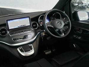 Mercedes-Benz V-Class V300d Exclusive - Image 9