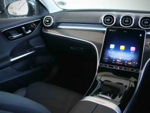 Mercedes-Benz C-Class C220d Avantgarde - Image 10