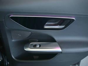 Mercedes-Benz C-Class C220d Avantgarde - Image 14