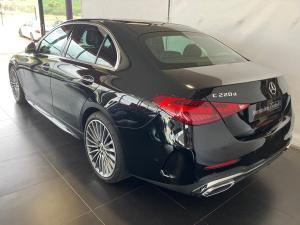 Mercedes-Benz C-Class C220d Avantgarde - Image 4