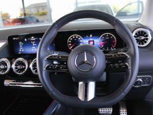 Mercedes-Benz GLA GLA200d Progressive - Image 10