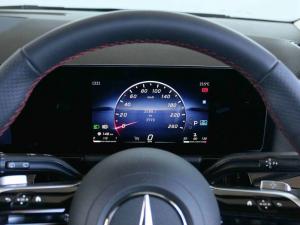 Mercedes-Benz GLA GLA200 Progressive - Image 13