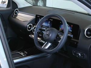 Mercedes-Benz GLA GLA200 Progressive - Image 14