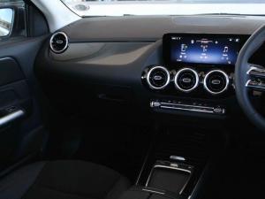 Mercedes-Benz GLA GLA200 Progressive - Image 20