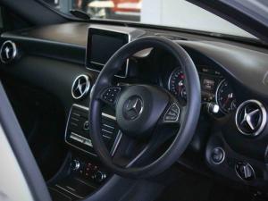 Mercedes-Benz A-Class A200 Style auto - Image 15