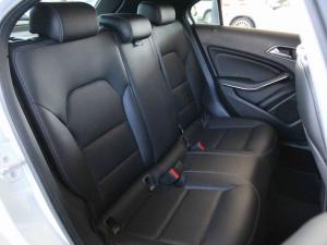 Mercedes-Benz A-Class A200 Style auto - Image 20
